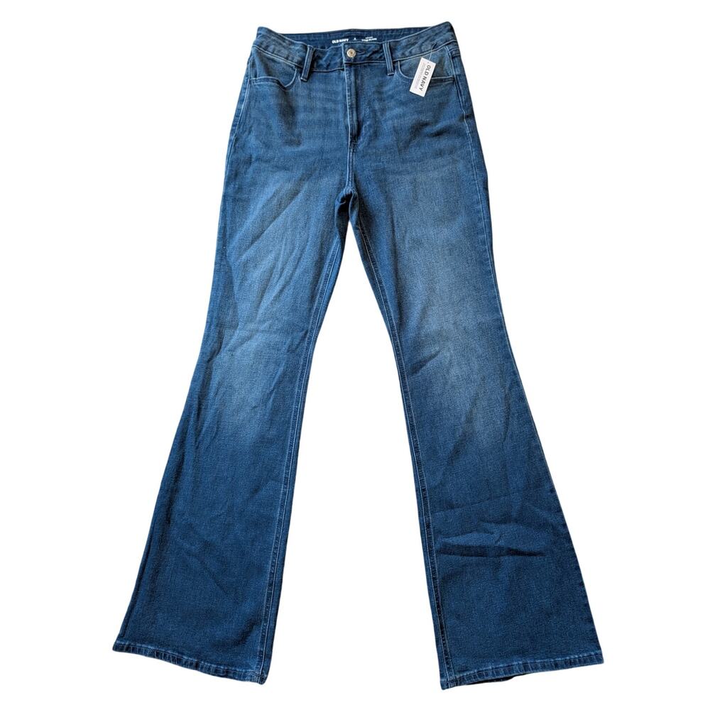 OLD NAVY Woman's Jeans/Pants Hi-Rise WOW Flare size 8, LONG/TALL, NWT
